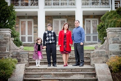 Family portraits at the Glenview Mansion in Rockville MD