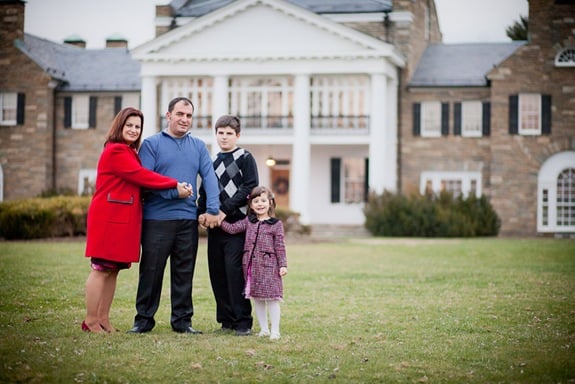 Family portraits at the Glenview Mansion in Rockville MD