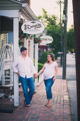 Cute Maternity and Newborn Portraits