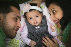 Adorable family at McCrillis Gardens in Maryland