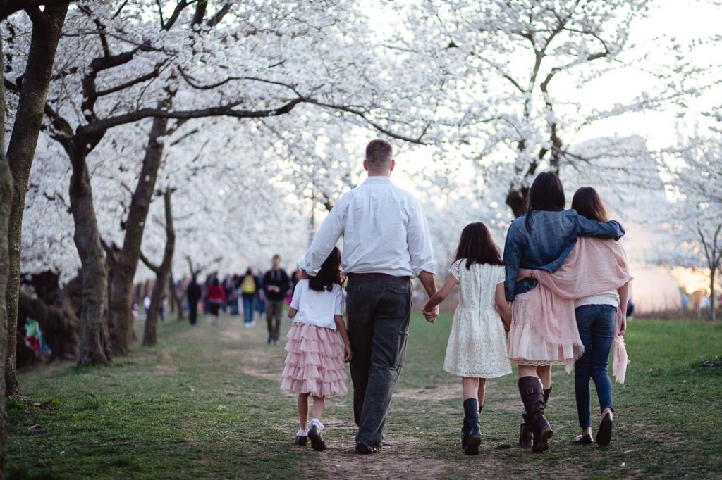 couplewalkingatpark