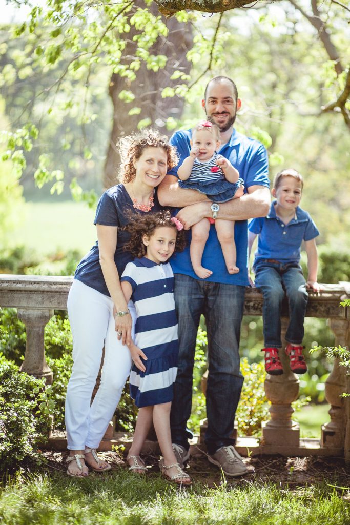 family portraits by petruzzo photography at the glenview mansion 02