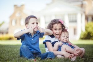 family portraits by petruzzo photography at the glenview mansion 13