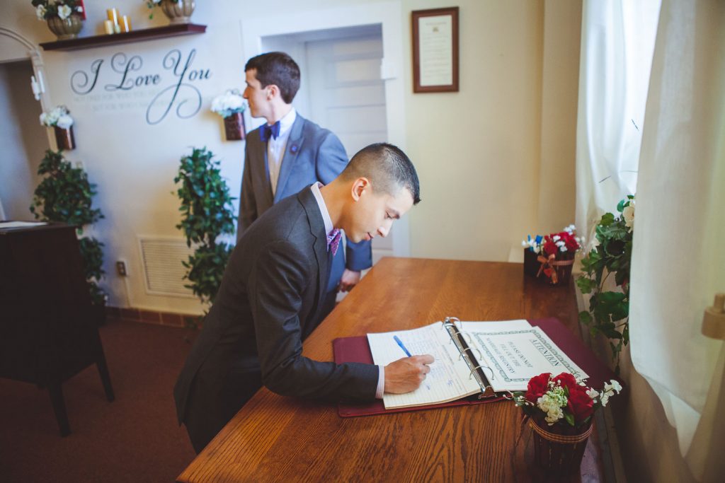 Brett and Justins annapolis courthouse wedding with Petruzzo Photography 08