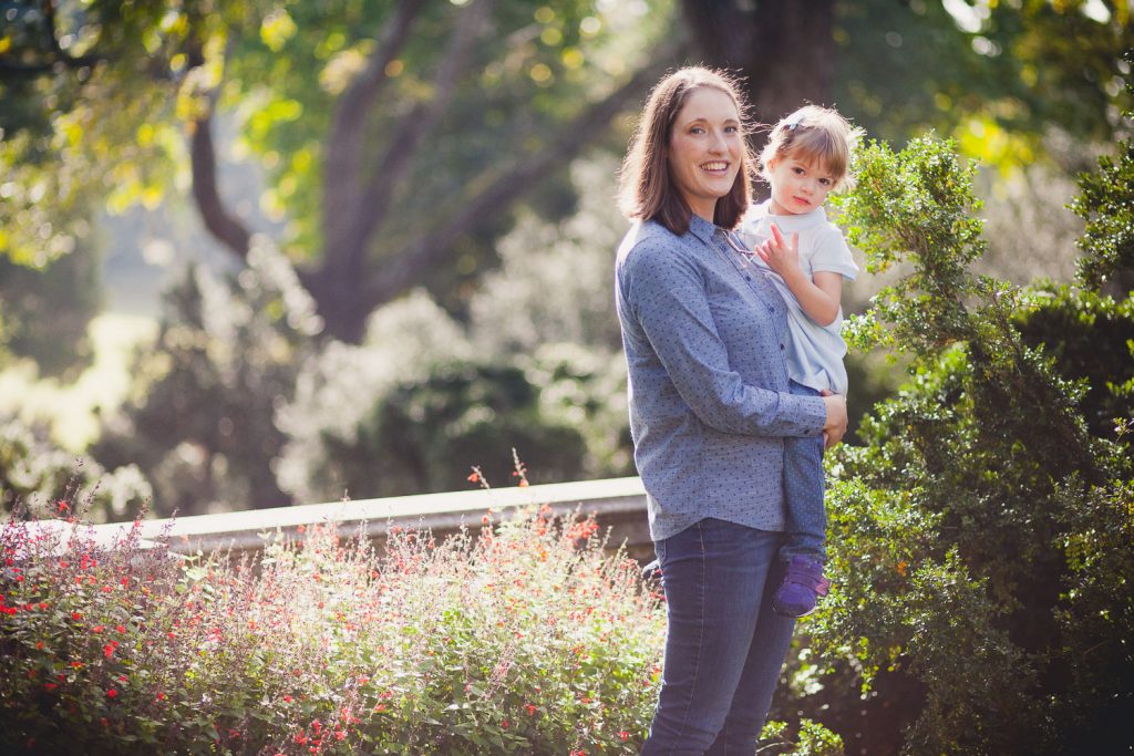 Beautiful Family Revisits The Glenview Mansion petruzzo photography 11