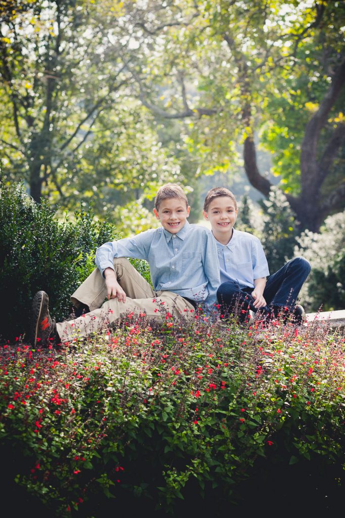 Beautiful Family Revisits The Glenview Mansion petruzzo photography 12