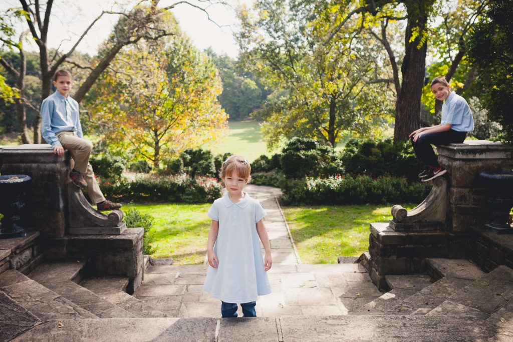 Beautiful Family Revisits The Glenview Mansion petruzzo photography 17