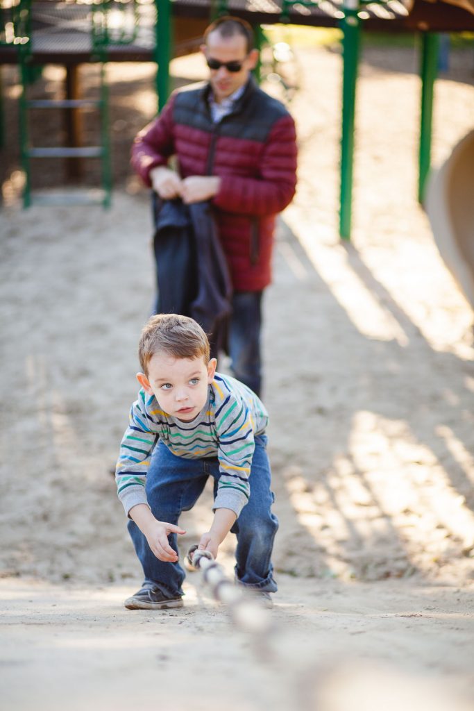 Petruzzo photography family at windmill hill park in old town alexandria 01