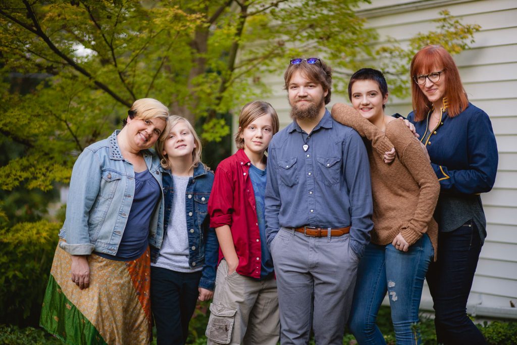 petruzzo photography big family in bethesda maryland mccrillis gardens 07