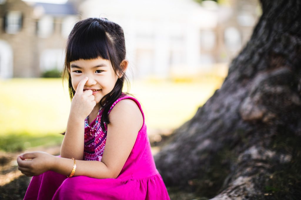 Delightful Family Portraits at the Glenview Mansion in Rockville 01