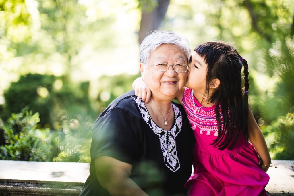 Delightful Family Portraits at the Glenview Mansion in Rockville 08