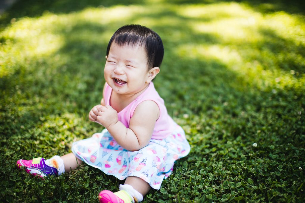 Delightful Family Portraits at the Glenview Mansion in Rockville 10