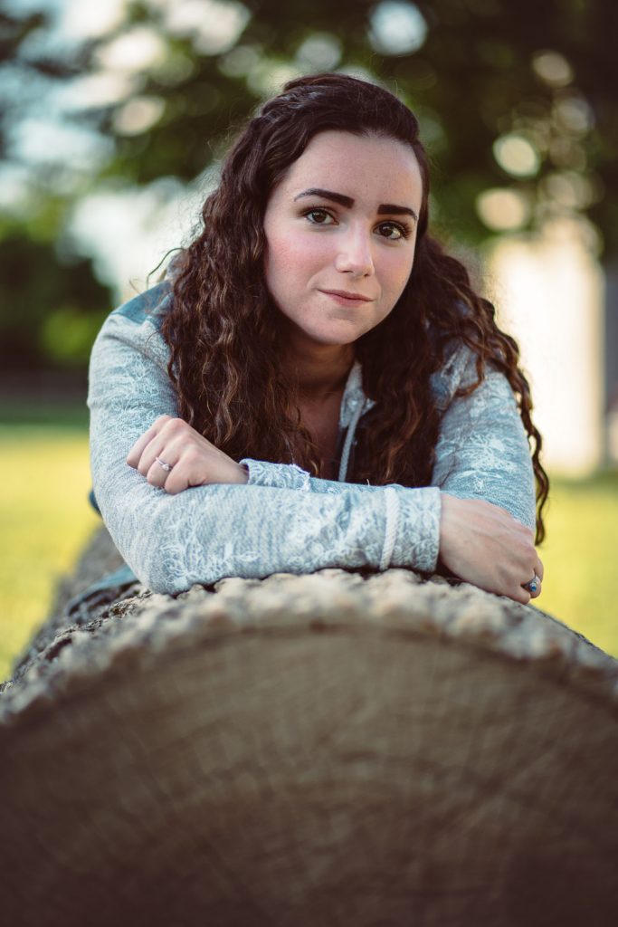 Senior Portraits at Kinder Farm Park with Greg Ferko 09