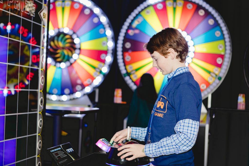 A Bar Mitzvah at Dave and Busters Petruzzo Photography Felipe Sanchez 26