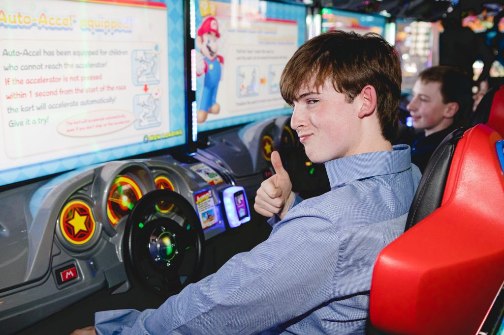 A Bar Mitzvah at Dave and Busters Petruzzo Photography Felipe Sanchez 27