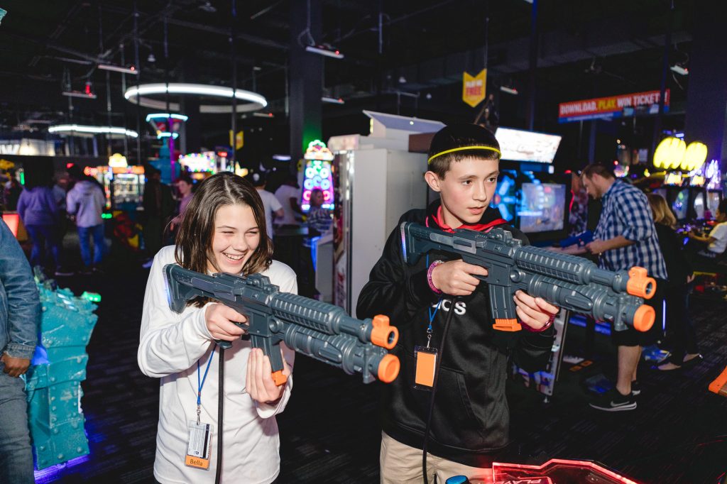 A Bar Mitzvah at Dave and Busters Petruzzo Photography Felipe Sanchez 32