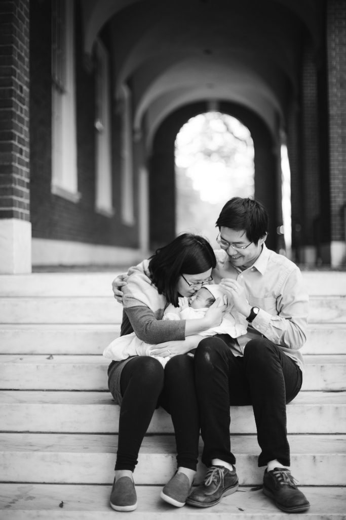 Meeting the Newborn on the Johns Hopkins Campus in Baltimore 09