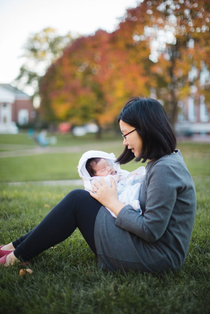 Meeting the Newborn on the Johns Hopkins Campus in Baltimore 24