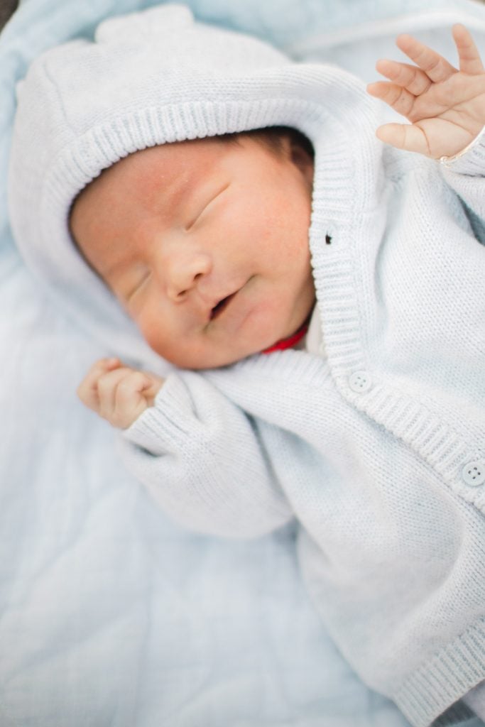 Meeting the Newborn on the Johns Hopkins Campus in Baltimore 26