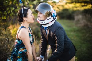 This Couple Had Their Engagement Session on Earth 11