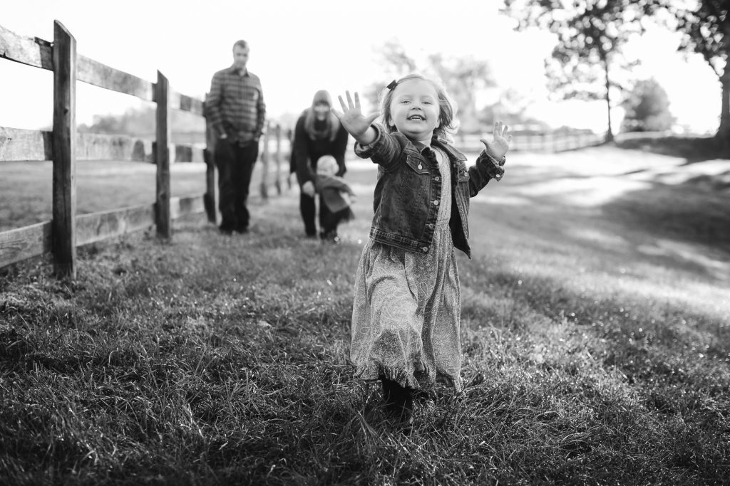 A Colorful Two Part Autumn Family Session from Felipe 10