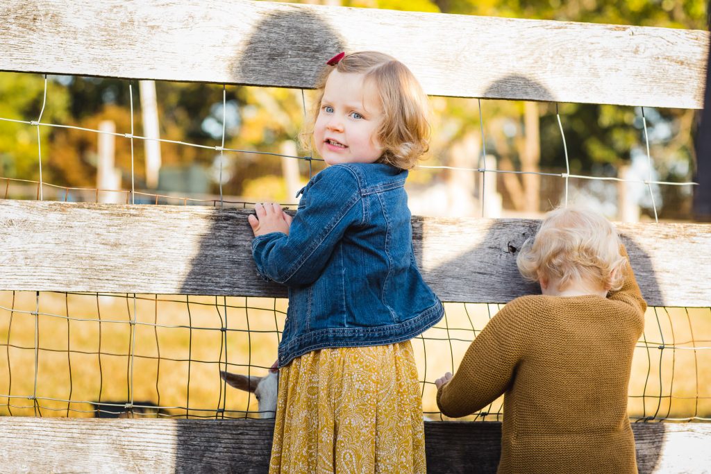 A Colorful Two Part Autumn Family Session from Felipe 15