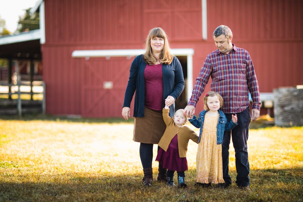 A Colorful Two Part Autumn Family Session from Felipe 16