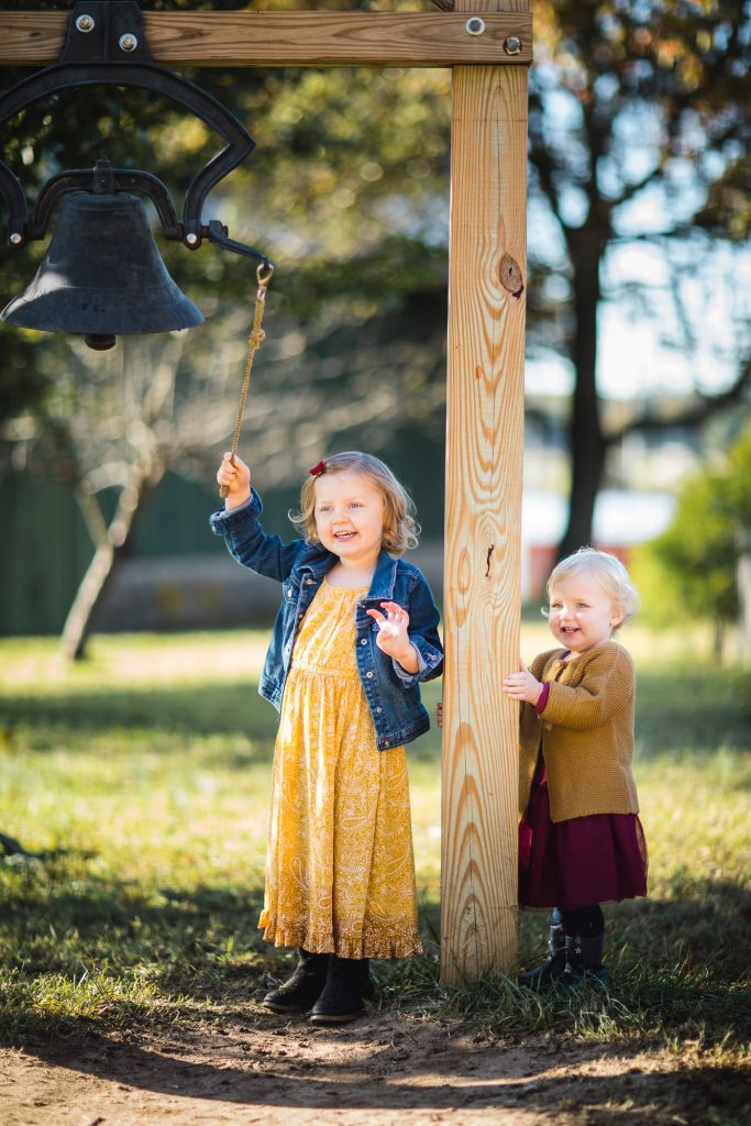 A Colorful Two Part Autumn Family Session from Felipe 19