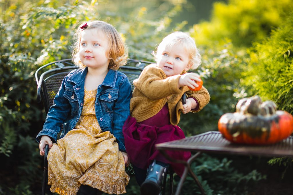 A Colorful Two Part Autumn Family Session from Felipe 23