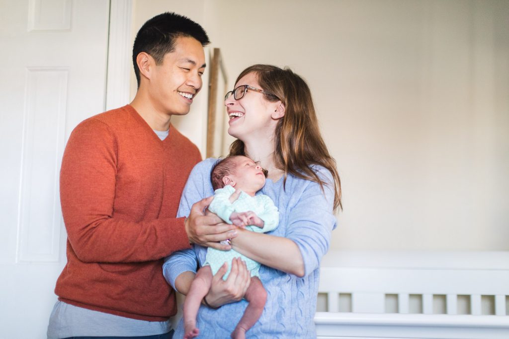 A Portrait Session with a Newborn Family 03