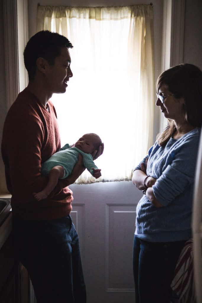 A Portrait Session with a Newborn Family 08