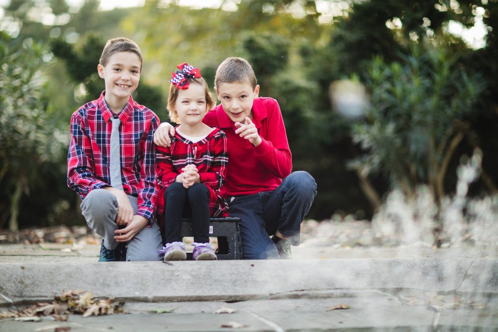 A Colorful October Family Portrait Session from Felipe 06