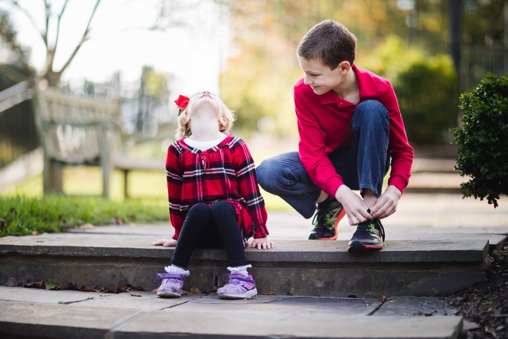 A Colorful October Family Portrait Session from Felipe 14