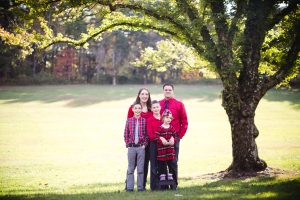 A Colorful October Family Portrait Session from Felipe 16