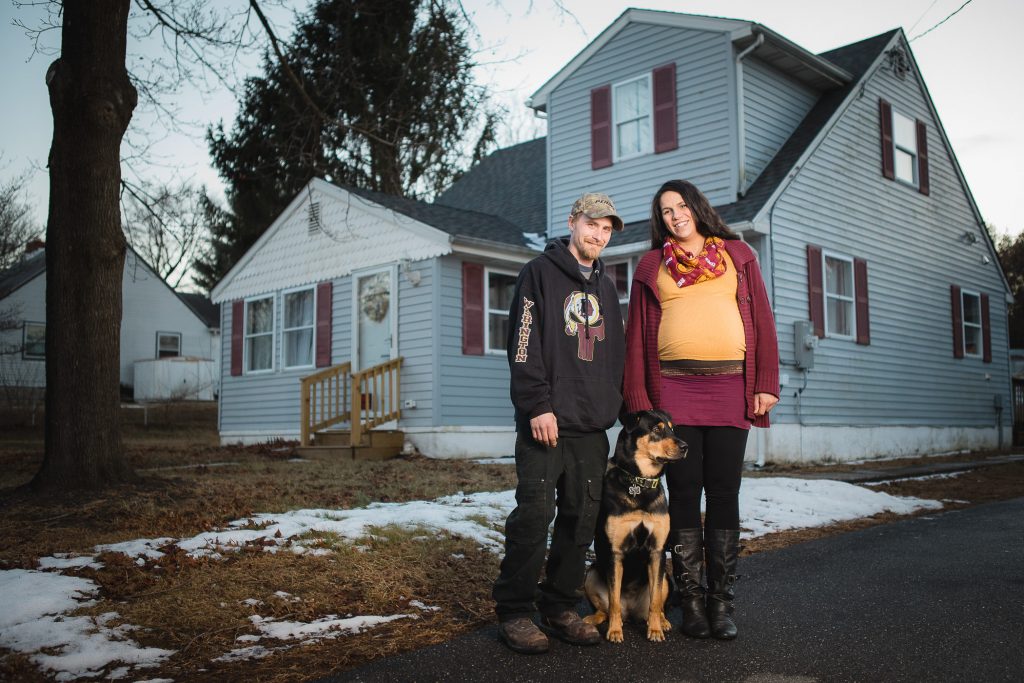 A Mixed Light Maternity Portrait Session at Every Park USA 11