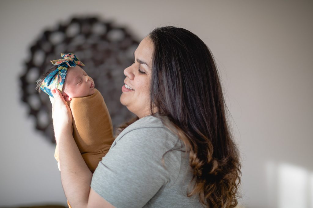 A Portrait Session for the Most Adorable New Member of the Family 05