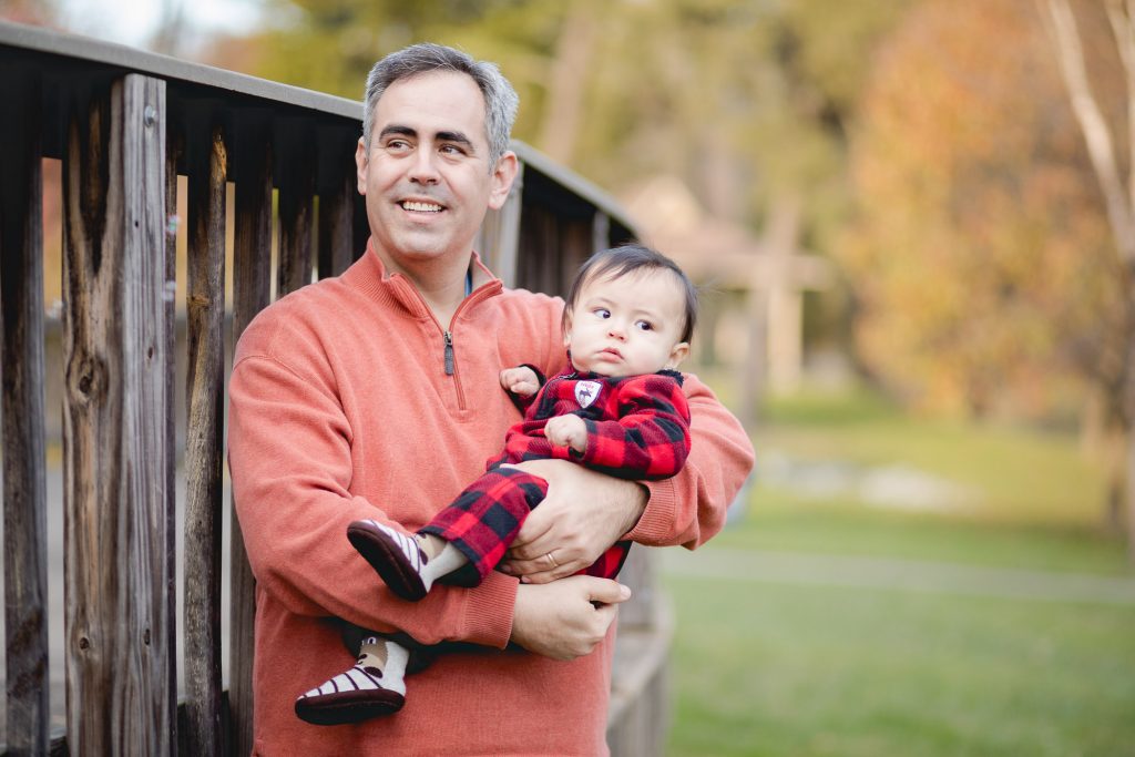 Another One of Felipes Beautiful Fall Family Sessions 07