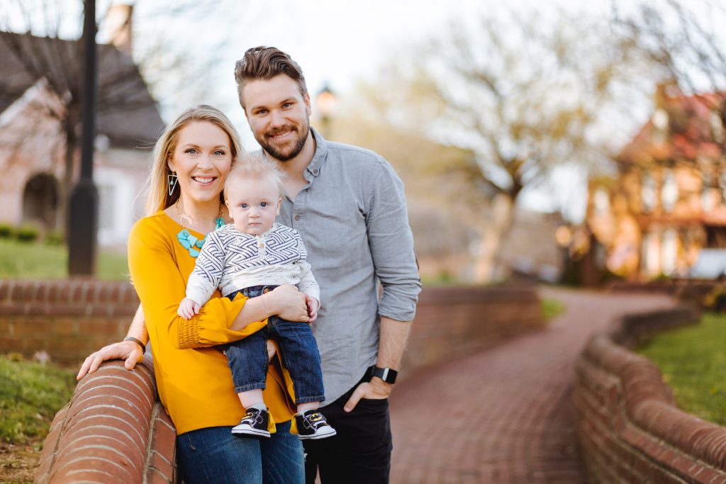 Sunset Family Portraits with Greg on the Streets of Downtown Annapolis 03