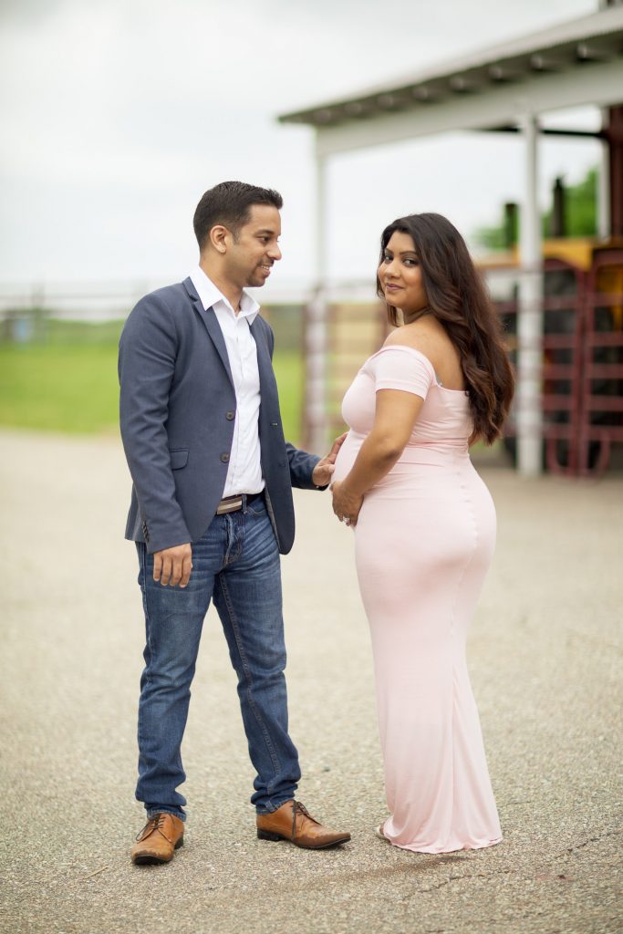 A Beautiful Maternity Session from Felipe at Kinder Farm Park 04