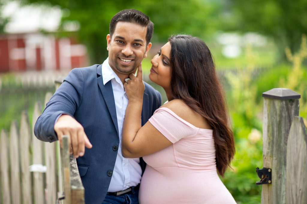 A Beautiful Maternity Session from Felipe at Kinder Farm Park 11