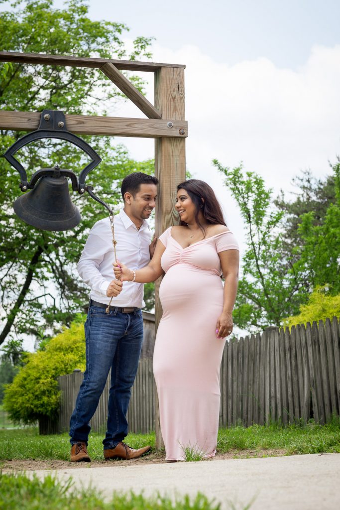 A Beautiful Maternity Session from Felipe at Kinder Farm Park 15