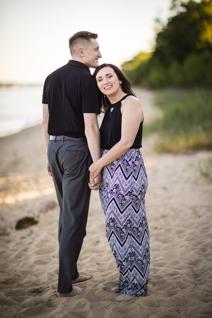 This Couple Just Got Married Check Out Their Beach Engagement Photos 02