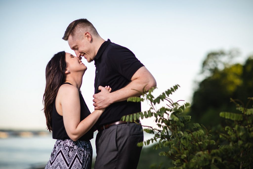 This Couple Just Got Married Check Out Their Beach Engagement Photos 06