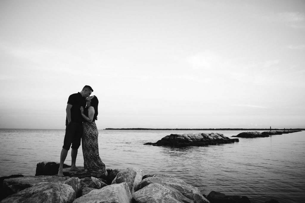 This Couple Just Got Married Check Out Their Beach Engagement Photos 19