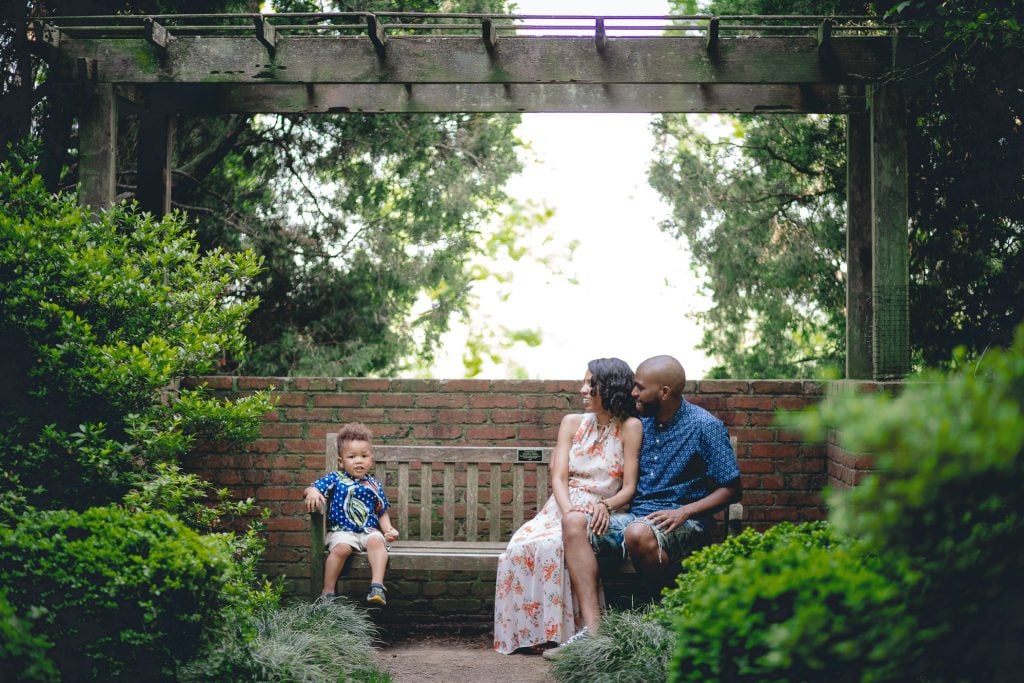 A Family Portrait Session in the Garden with Felipe 18