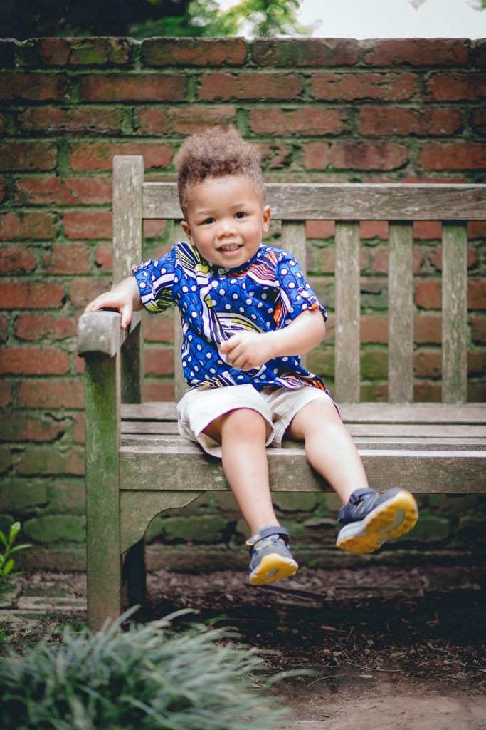 A Family Portrait Session in the Garden with Felipe 19