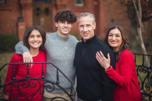 Jackie Brian Holiday Portraits on Streets of Downtown Annapolis 14