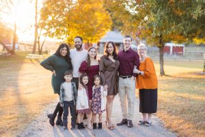 Isa Andy Extended Family Portrait Session Kinder Farm Park 14